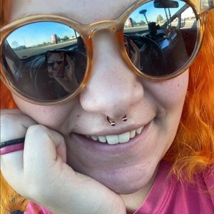 Meet your Posher, Ivy